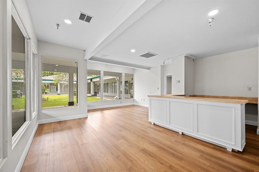 For Sale: $47,940 (0 beds, 0 baths, 2134 Square Feet)