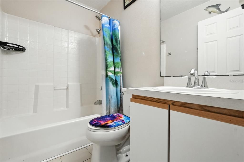 待售: $310,000 (3 贝兹, 2 浴室, 1224 平方英尺)