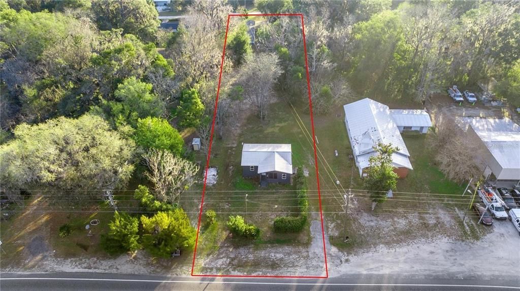 На продажу: $279,400 (2 спален, 1 ванн, 1660 Квадратных фут)