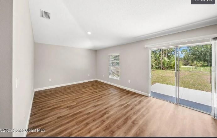 出租: $2,200 (4 贝兹, 2 浴室, 1809 平方英尺)