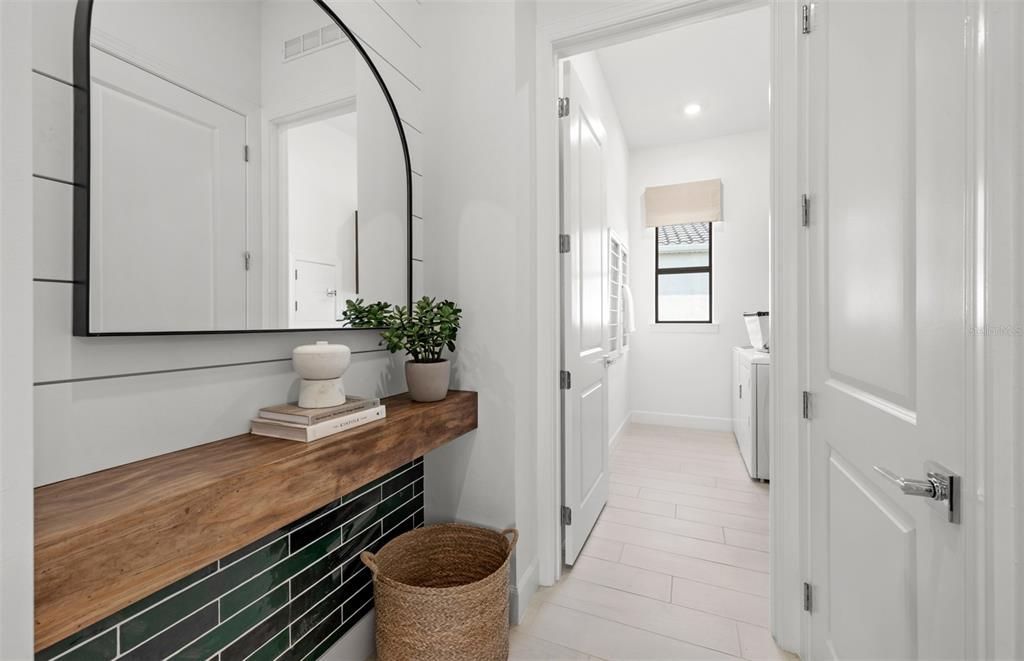 Active With Contract: $599,960 (3 beds, 2 baths, 2080 Square Feet)