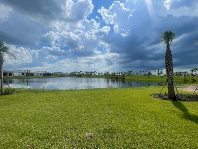 Active With Contract: $599,960 (3 beds, 2 baths, 2080 Square Feet)