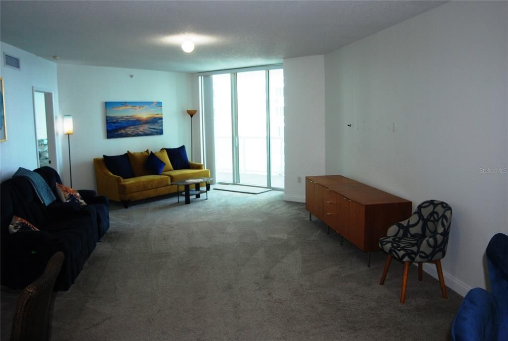 На продажу: $275,000 (2 спален, 2 ванн, 1537 Квадратных фут)