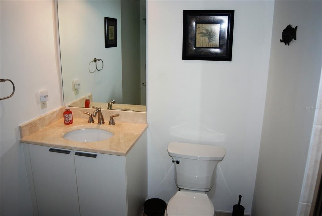 На продажу: $275,000 (2 спален, 2 ванн, 1537 Квадратных фут)