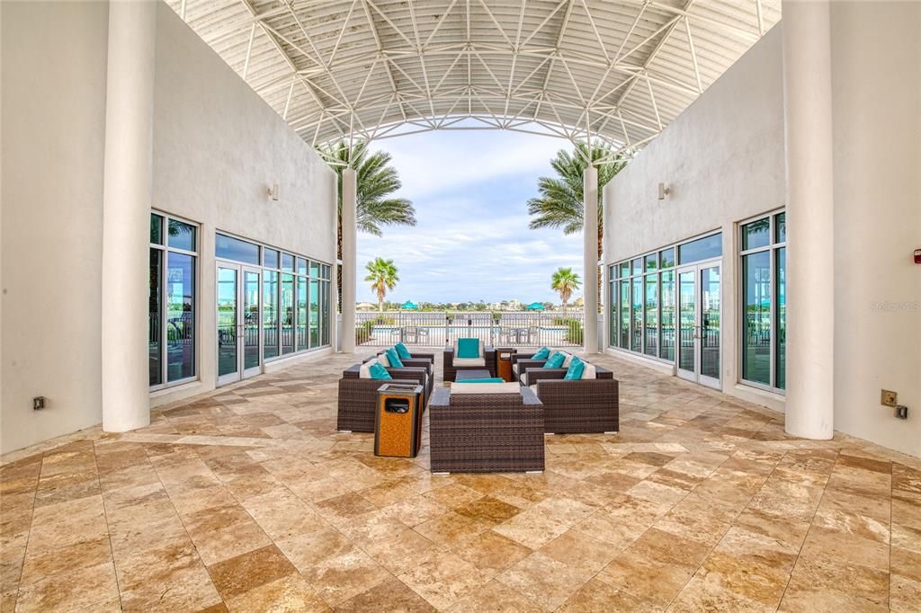 На продажу: $275,000 (2 спален, 2 ванн, 1537 Квадратных фут)