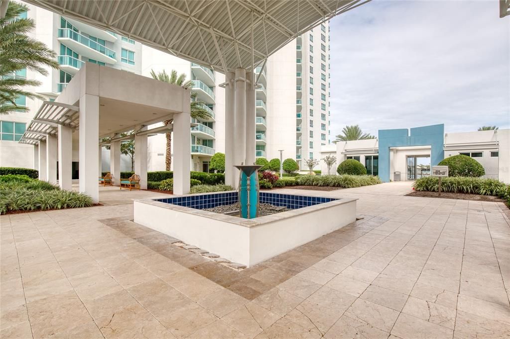 На продажу: $275,000 (2 спален, 2 ванн, 1537 Квадратных фут)