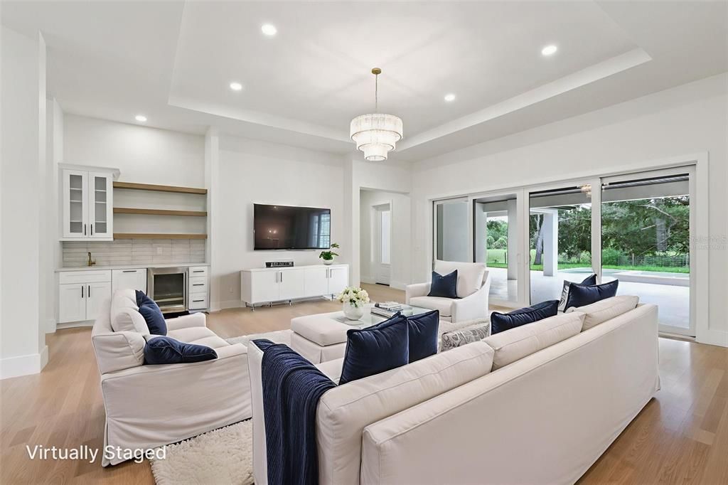 En Venta: $2,400,000 (5 camas, 4 baños, 5359 Pies cuadrados)