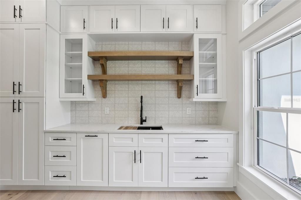 En Venta: $2,400,000 (5 camas, 4 baños, 5359 Pies cuadrados)