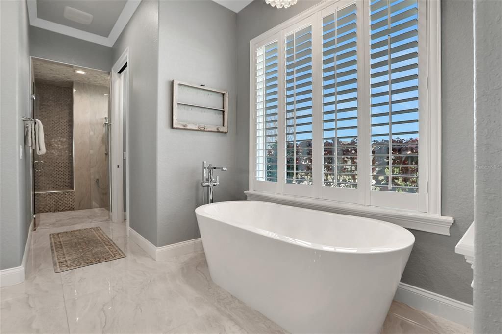 For Sale: $1,100,000 (4 beds, 4 baths, 3197 Square Feet)