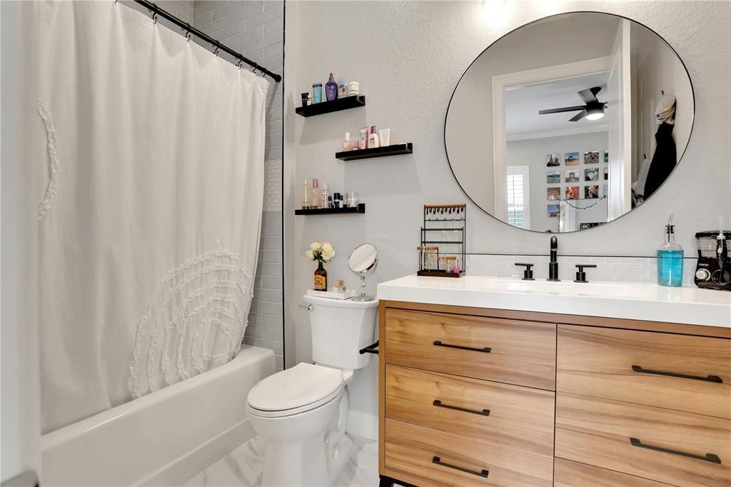 For Sale: $1,100,000 (4 beds, 4 baths, 3197 Square Feet)