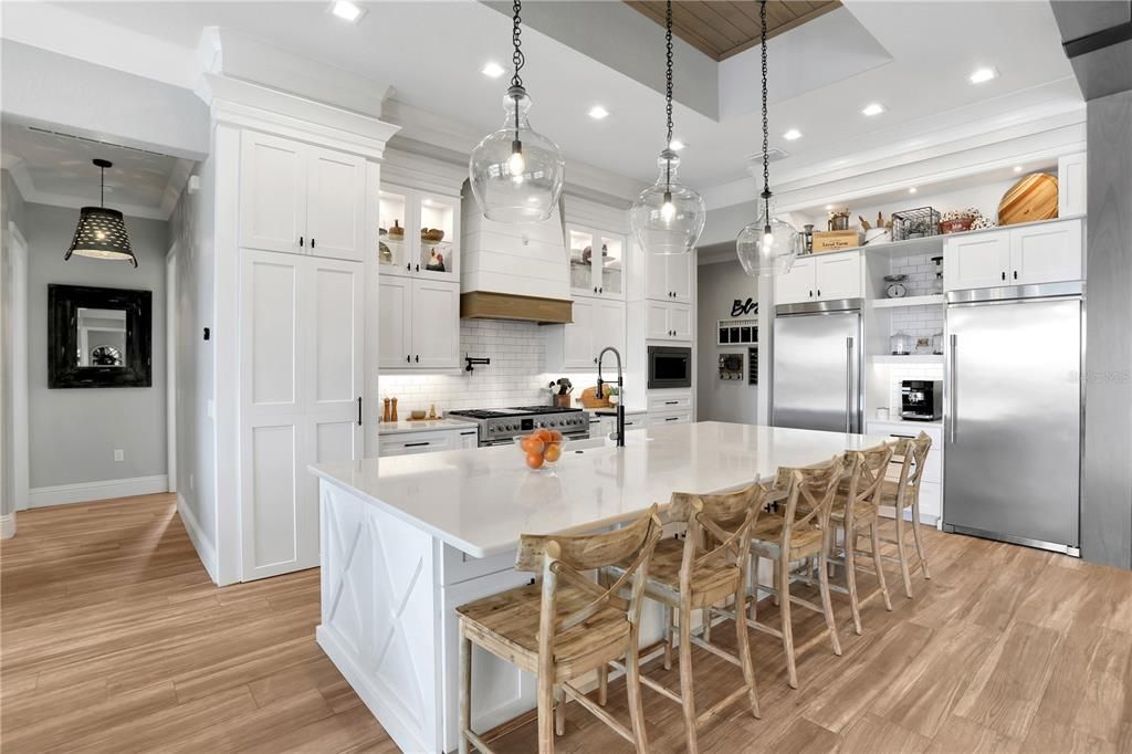 For Sale: $1,100,000 (4 beds, 4 baths, 3197 Square Feet)