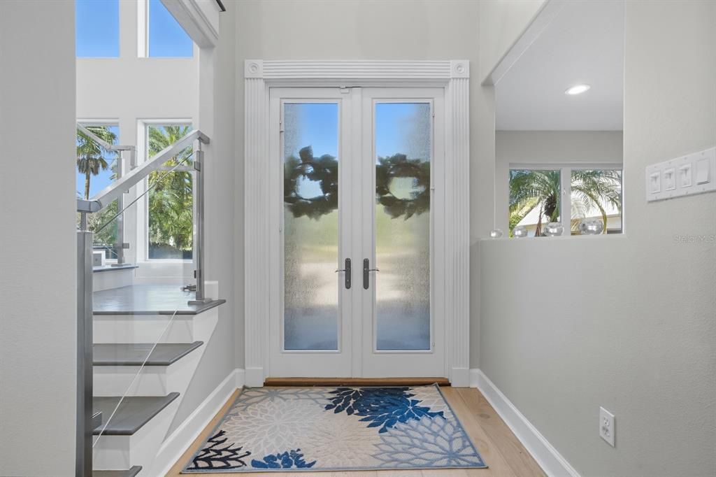 待售: $3,250,000 (5 贝兹, 4 浴室, 8180 平方英尺)