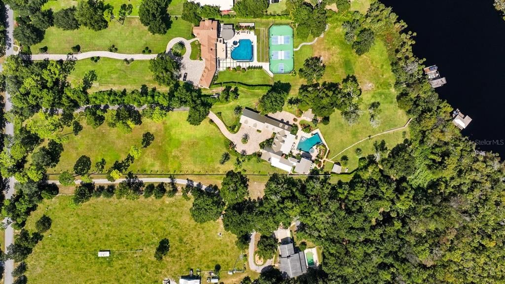 待售: $3,250,000 (5 贝兹, 4 浴室, 8180 平方英尺)