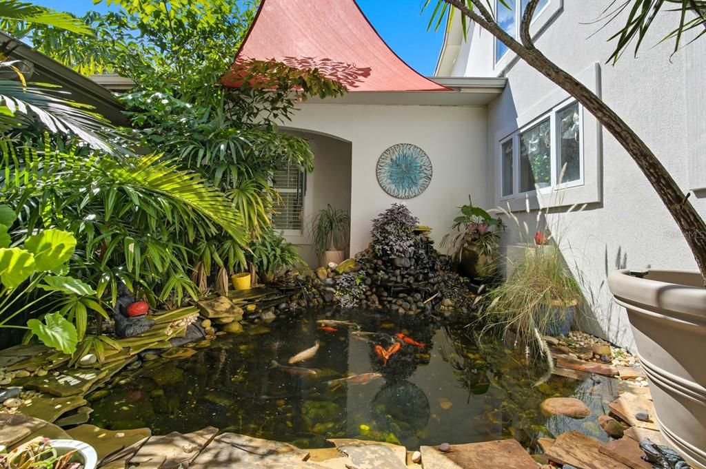 待售: $3,250,000 (5 贝兹, 4 浴室, 8180 平方英尺)