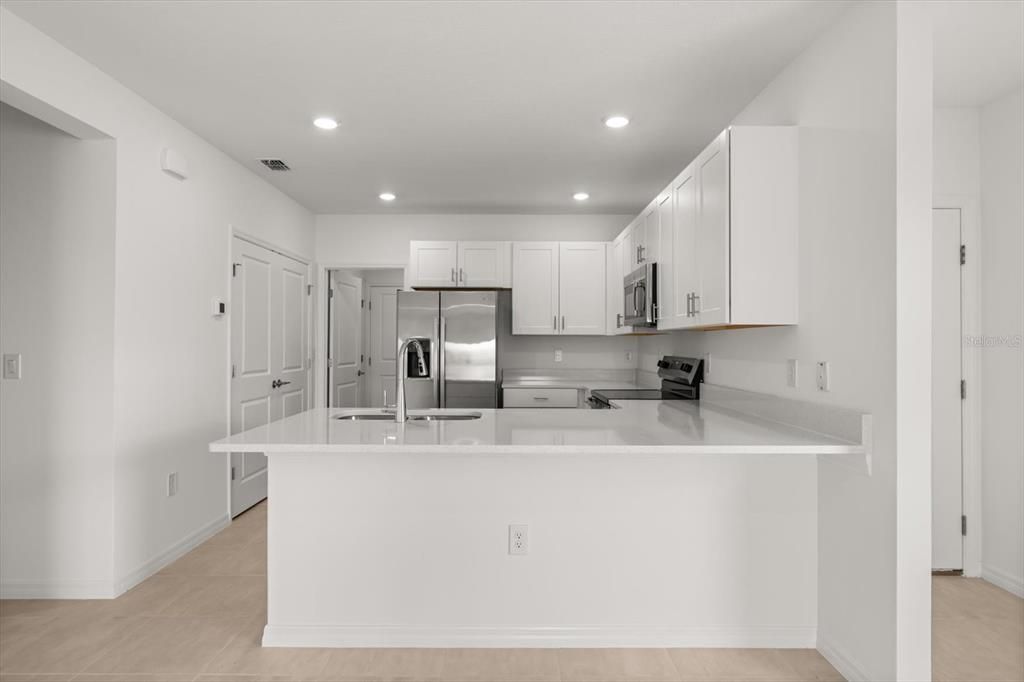 For Rent: $2,039 (3 beds, 2 baths, 1455 Square Feet)