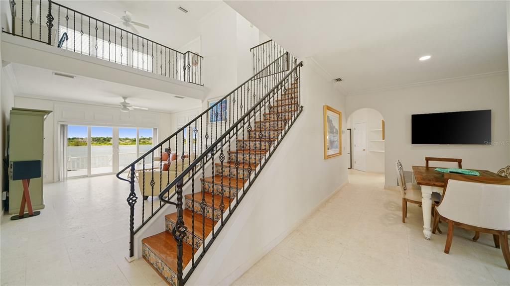 En Venta: $1,299,000 (3 camas, 3 baños, 2312 Pies cuadrados)