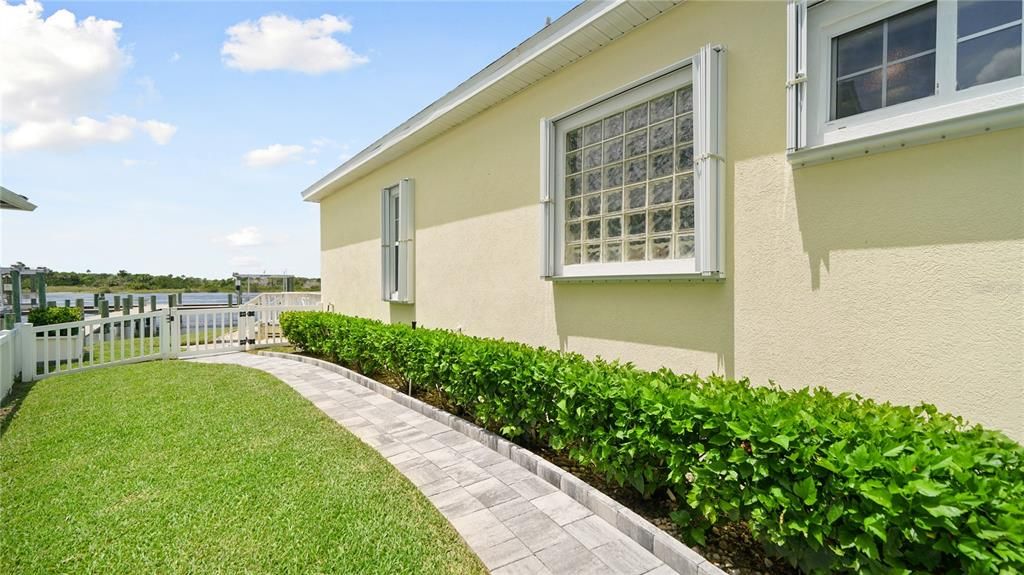 En Venta: $1,299,000 (3 camas, 3 baños, 2312 Pies cuadrados)