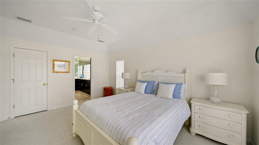 En Venta: $1,299,000 (3 camas, 3 baños, 2312 Pies cuadrados)