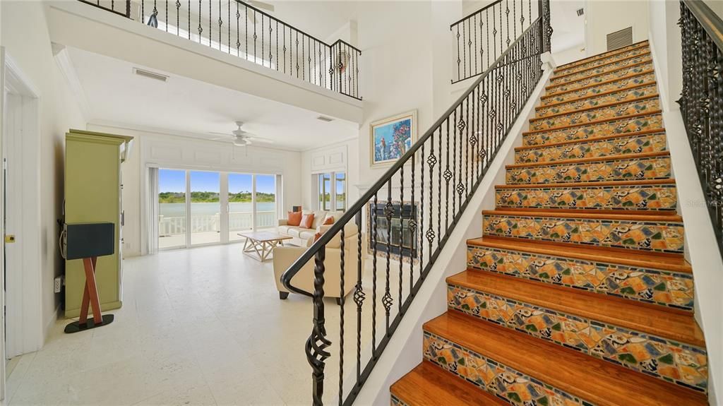 En Venta: $1,299,000 (3 camas, 3 baños, 2312 Pies cuadrados)