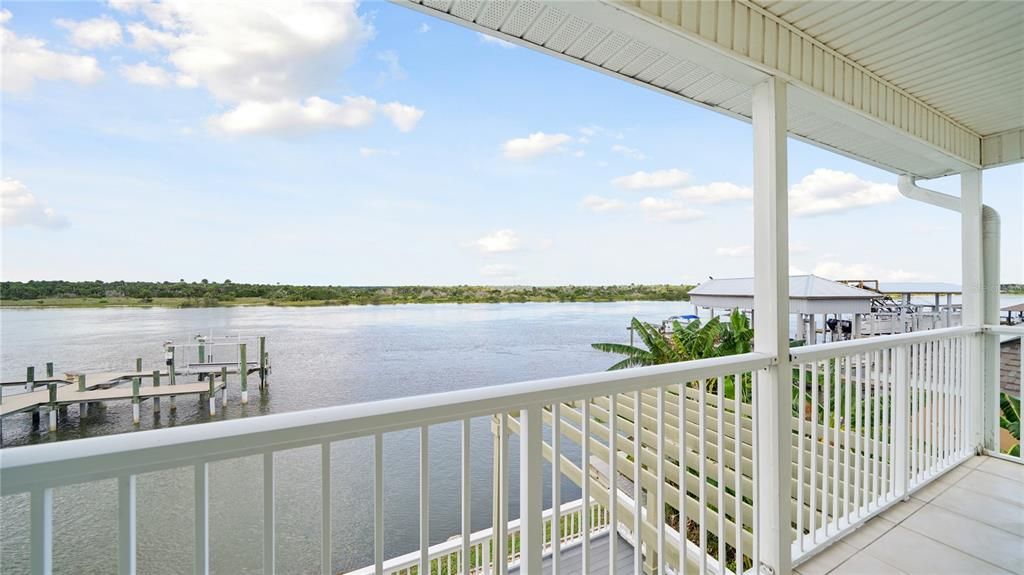 En Venta: $1,299,000 (3 camas, 3 baños, 2312 Pies cuadrados)