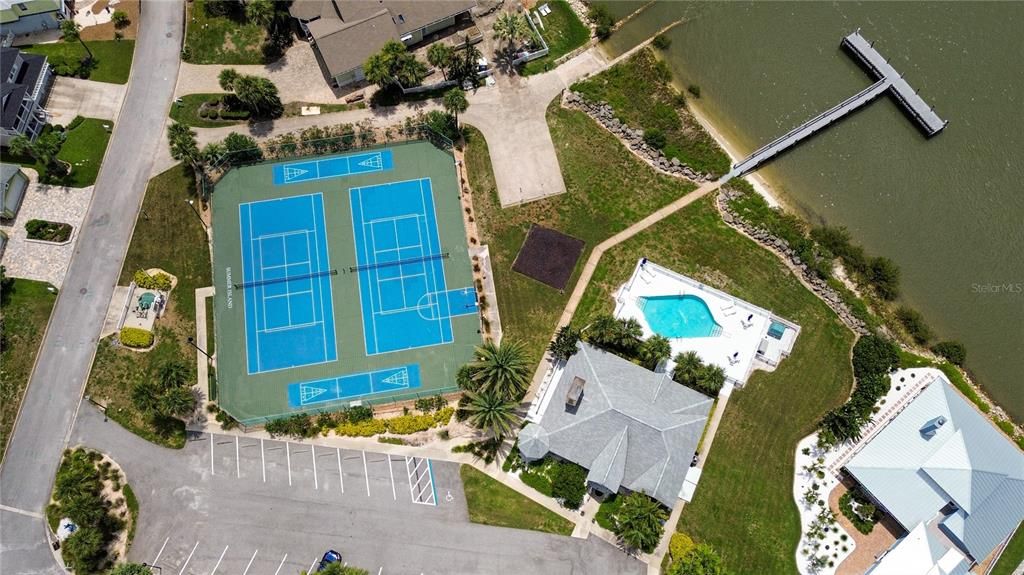 En Venta: $1,299,000 (3 camas, 3 baños, 2312 Pies cuadrados)