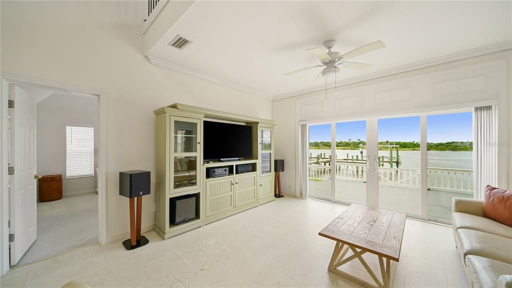 En Venta: $1,299,000 (3 camas, 3 baños, 2312 Pies cuadrados)