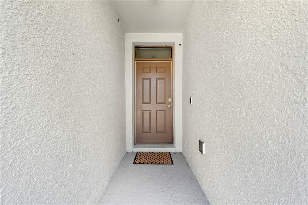 Activo con contrato: $325,000 (3 camas, 2 baños, 1690 Pies cuadrados)