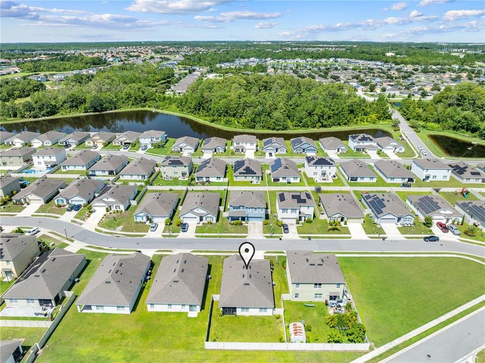 Activo con contrato: $325,000 (3 camas, 2 baños, 1690 Pies cuadrados)