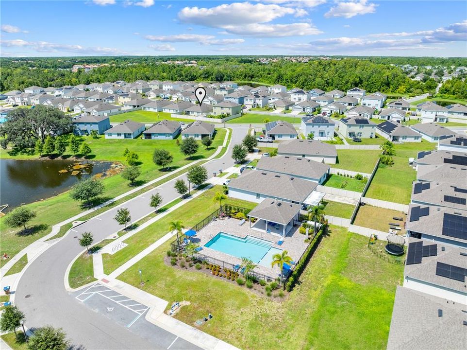 Activo con contrato: $325,000 (3 camas, 2 baños, 1690 Pies cuadrados)