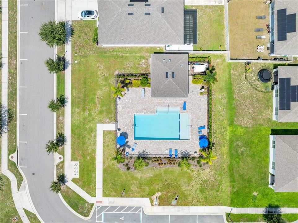 Activo con contrato: $325,000 (3 camas, 2 baños, 1690 Pies cuadrados)