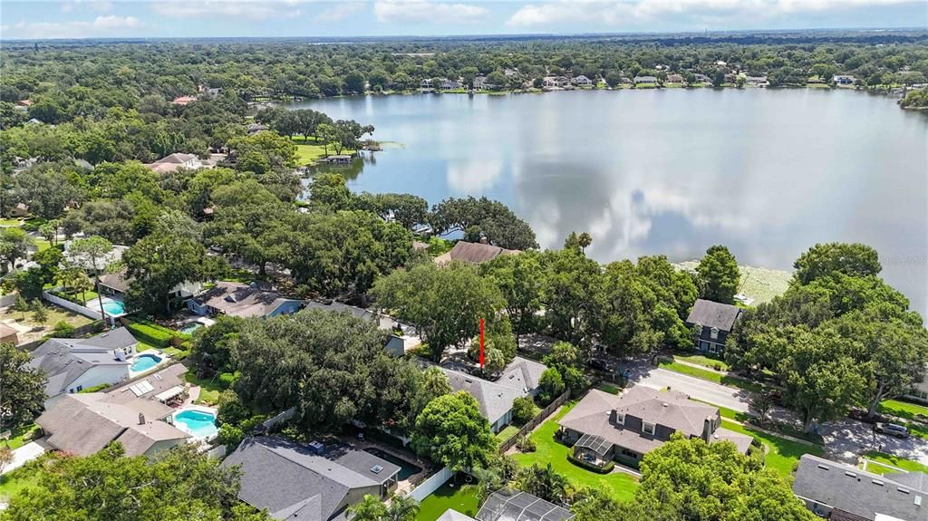 合同活跃: $875,000 (4 贝兹, 2 浴室, 2732 平方英尺)