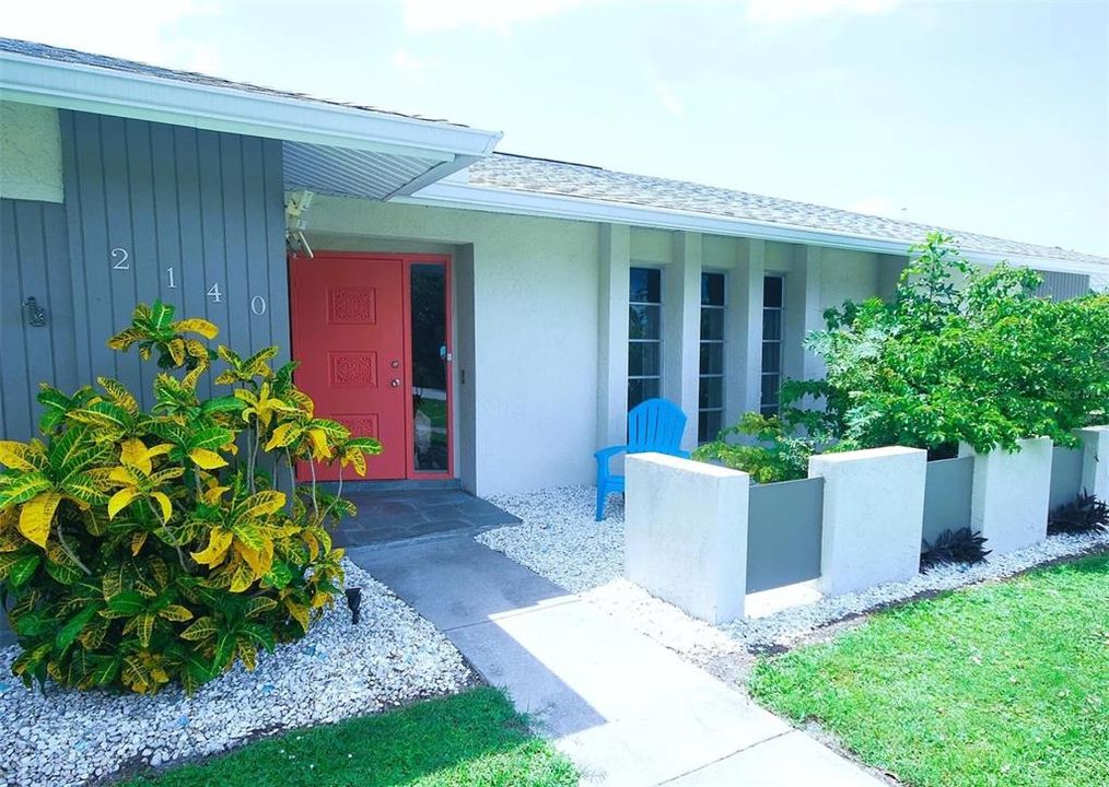 Recently Sold: $268,000 (3 beds, 2 baths, 2489 Square Feet)