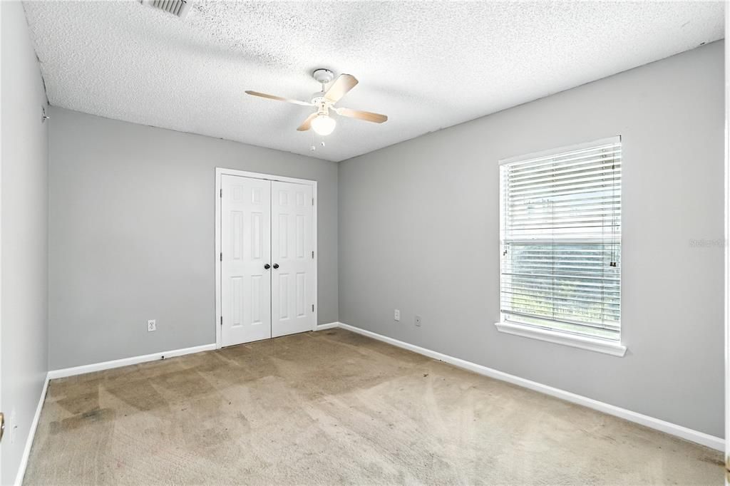 For Sale: $380,000 (4 beds, 3 baths, 2876 Square Feet)