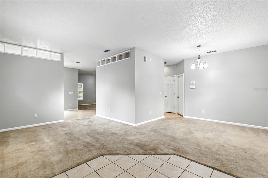 For Sale: $380,000 (4 beds, 3 baths, 2876 Square Feet)