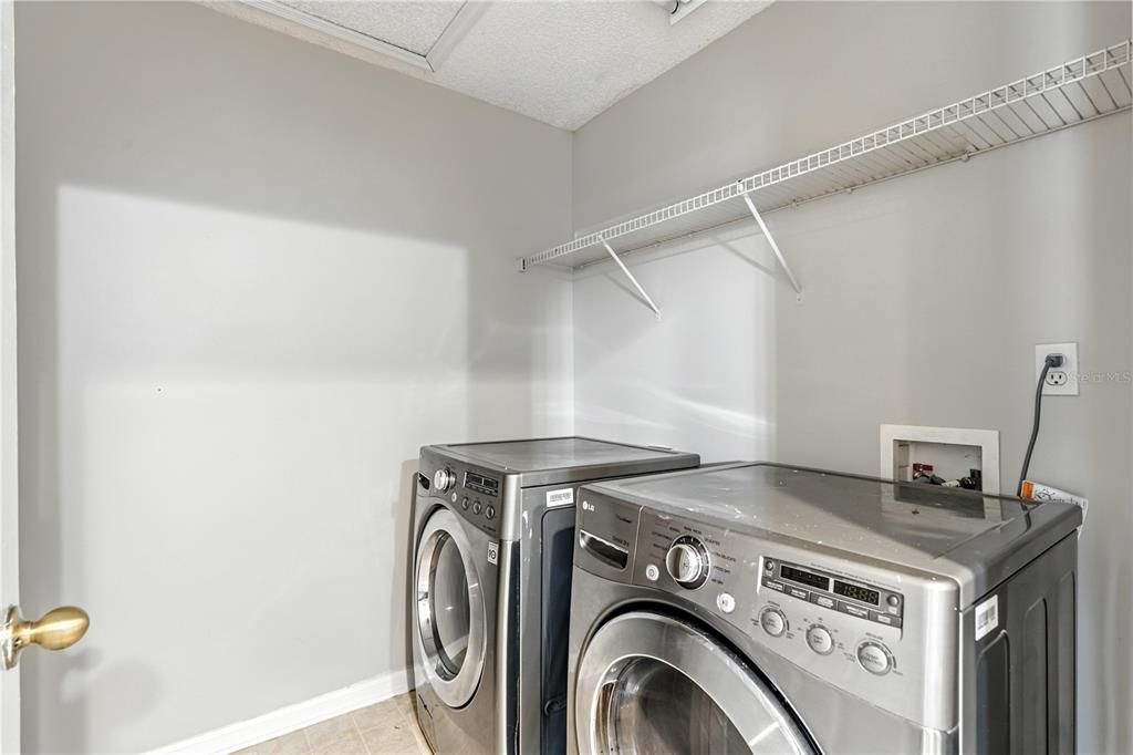 For Sale: $380,000 (4 beds, 3 baths, 2876 Square Feet)