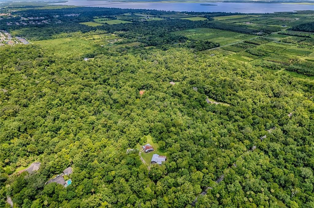 На продажу: $499,000 (5.52 acres)