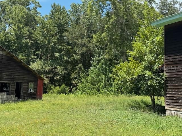 На продажу: $499,000 (5.52 acres)