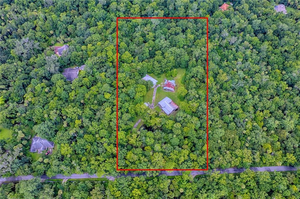 На продажу: $499,000 (5.52 acres)