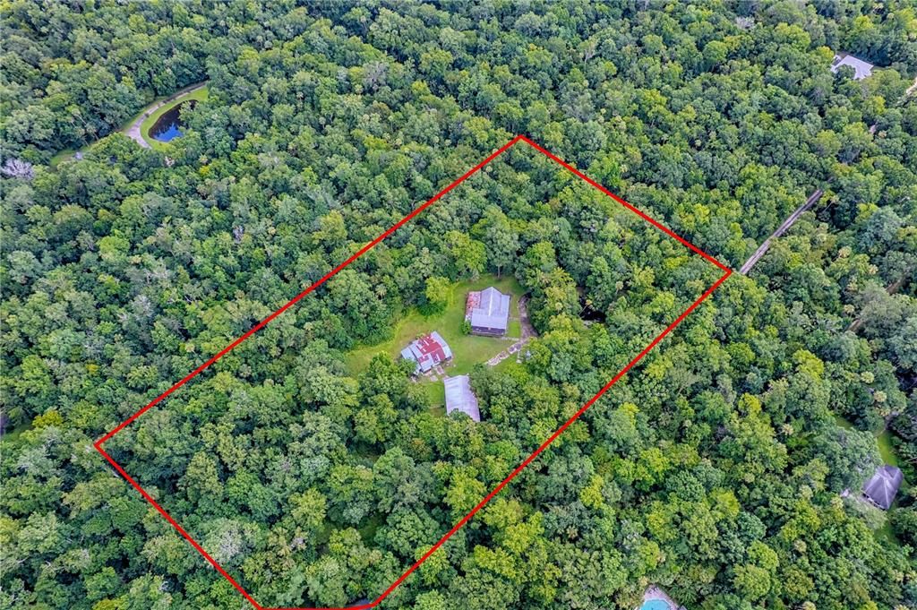 На продажу: $499,000 (5.52 acres)