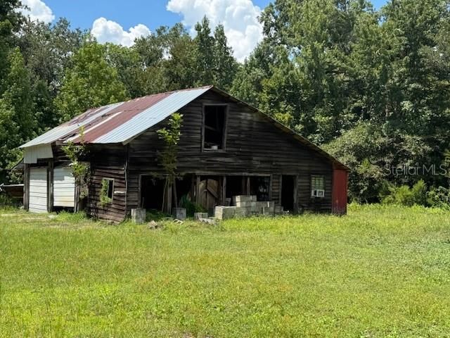 На продажу: $499,000 (5.52 acres)