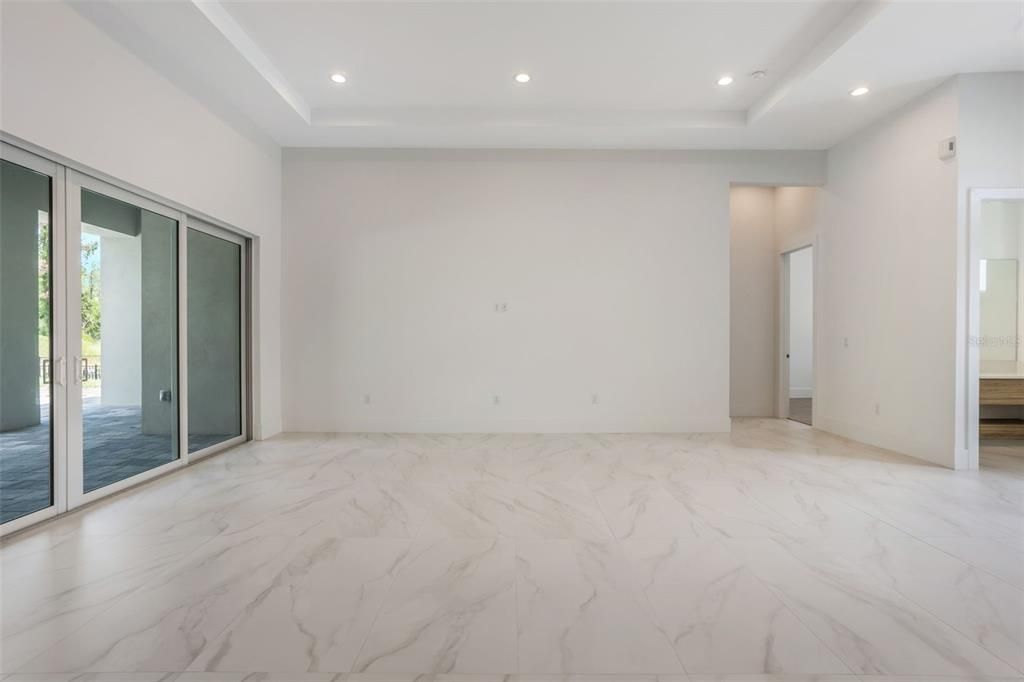 For Sale: $2,500,000 (5 beds, 4 baths, 3924 Square Feet)