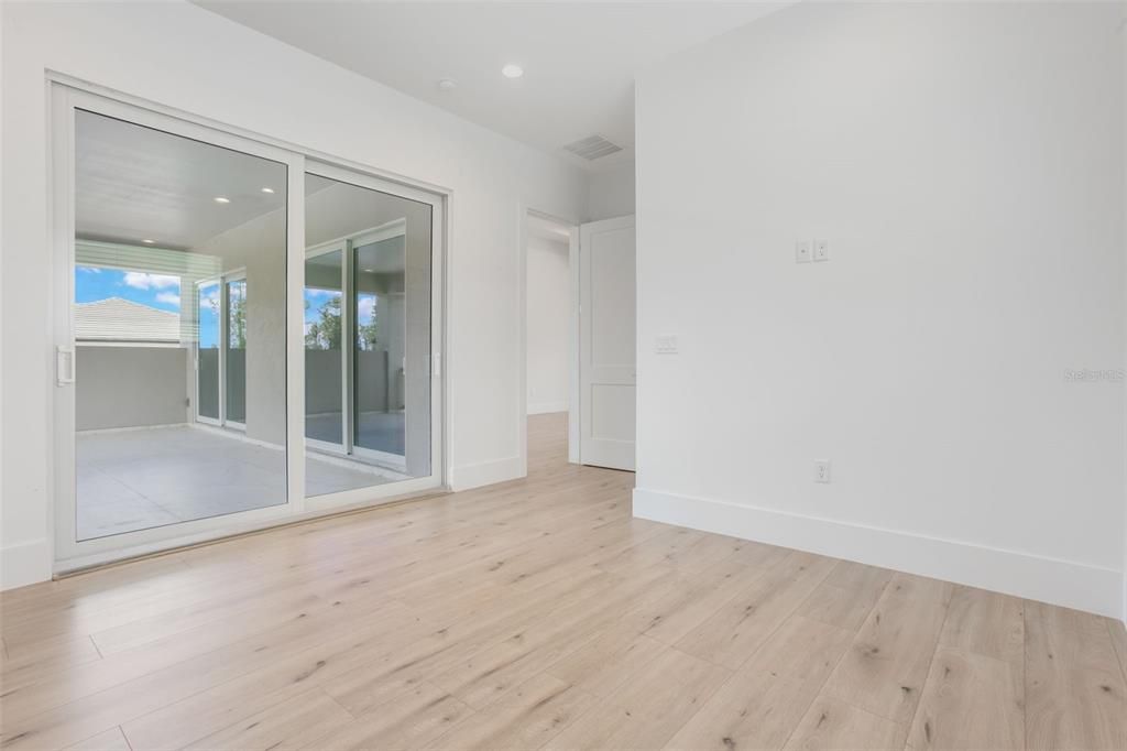 For Sale: $2,500,000 (5 beds, 4 baths, 3924 Square Feet)