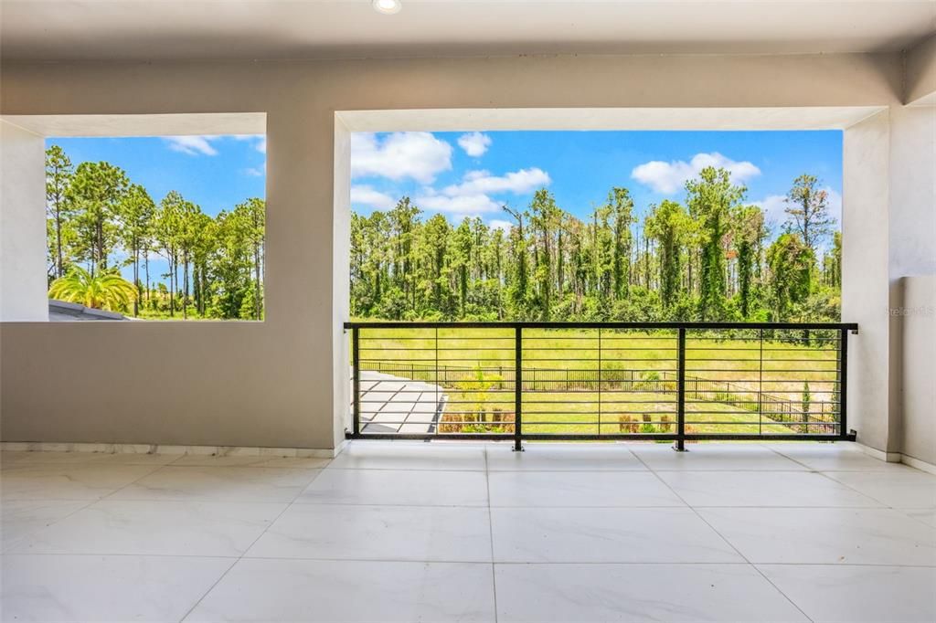 For Sale: $2,500,000 (5 beds, 4 baths, 3924 Square Feet)