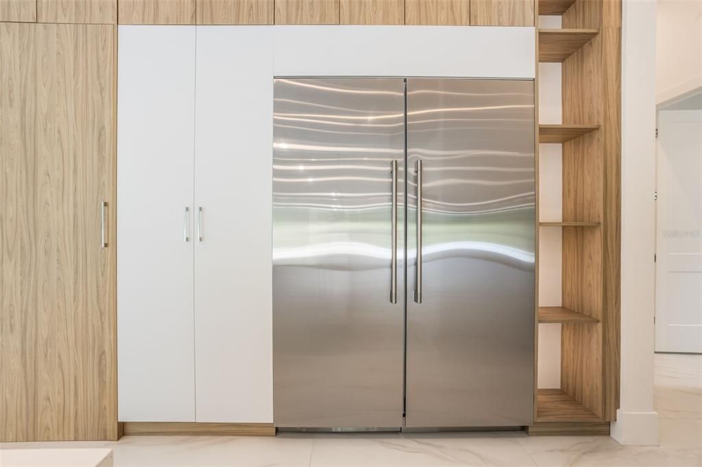 For Sale: $2,500,000 (5 beds, 4 baths, 3924 Square Feet)