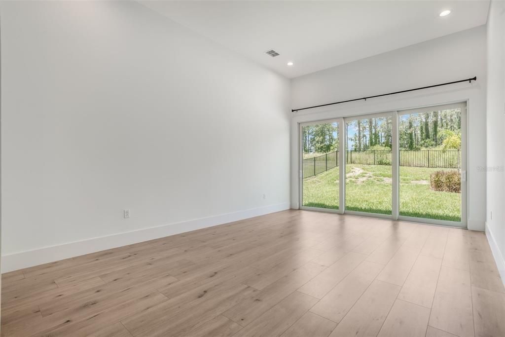 For Sale: $2,500,000 (5 beds, 4 baths, 3924 Square Feet)