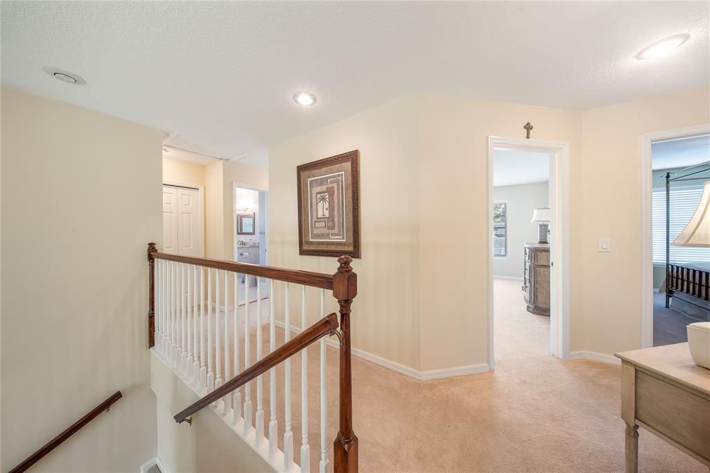 Activo con contrato: $719,000 (5 camas, 3 baños, 3378 Pies cuadrados)