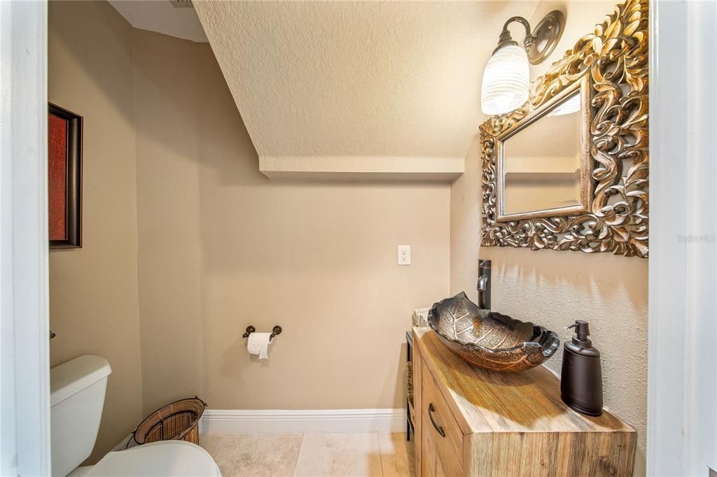 Activo con contrato: $719,000 (5 camas, 3 baños, 3378 Pies cuadrados)