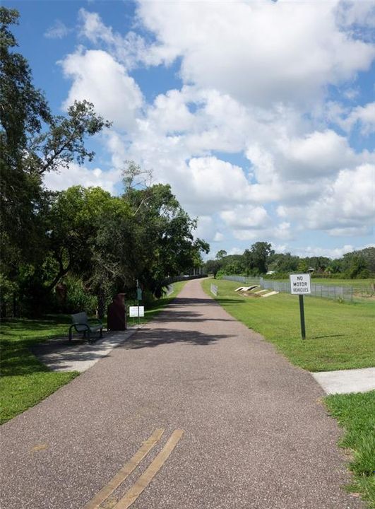 Activo con contrato: $719,000 (5 camas, 3 baños, 3378 Pies cuadrados)