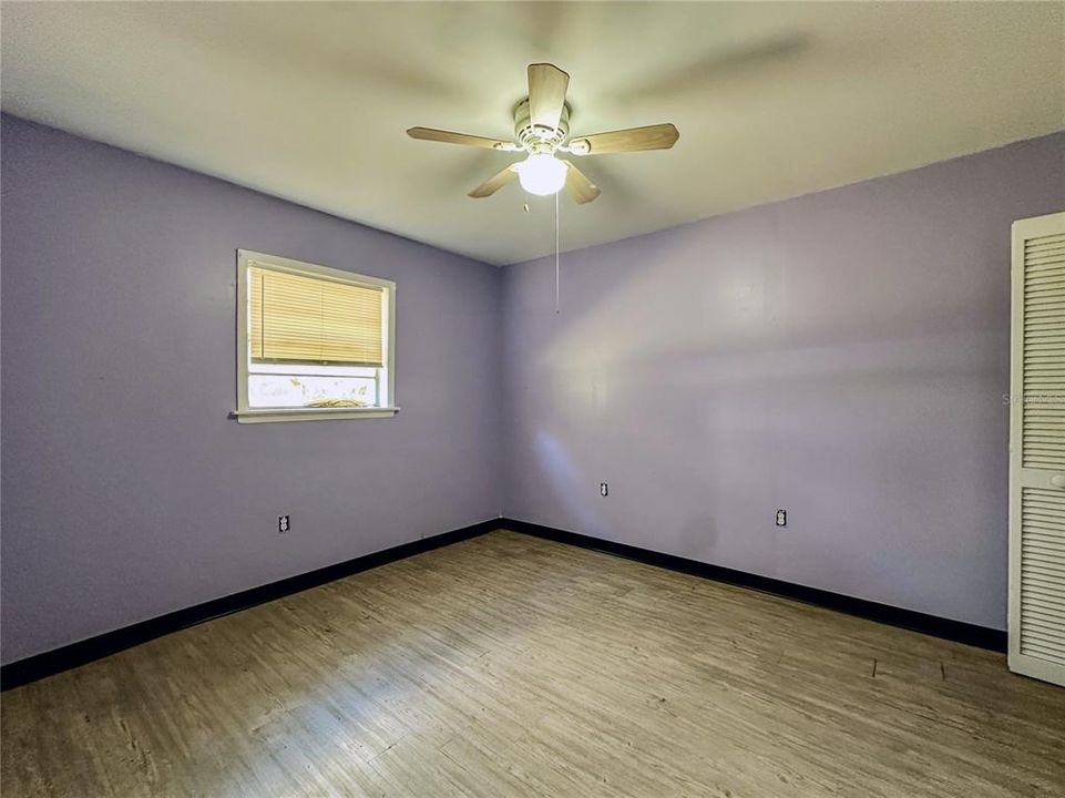 For Sale: $249,900 (3 beds, 2 baths, 1300 Square Feet)