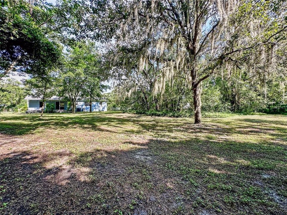 For Sale: $249,900 (3 beds, 2 baths, 1300 Square Feet)